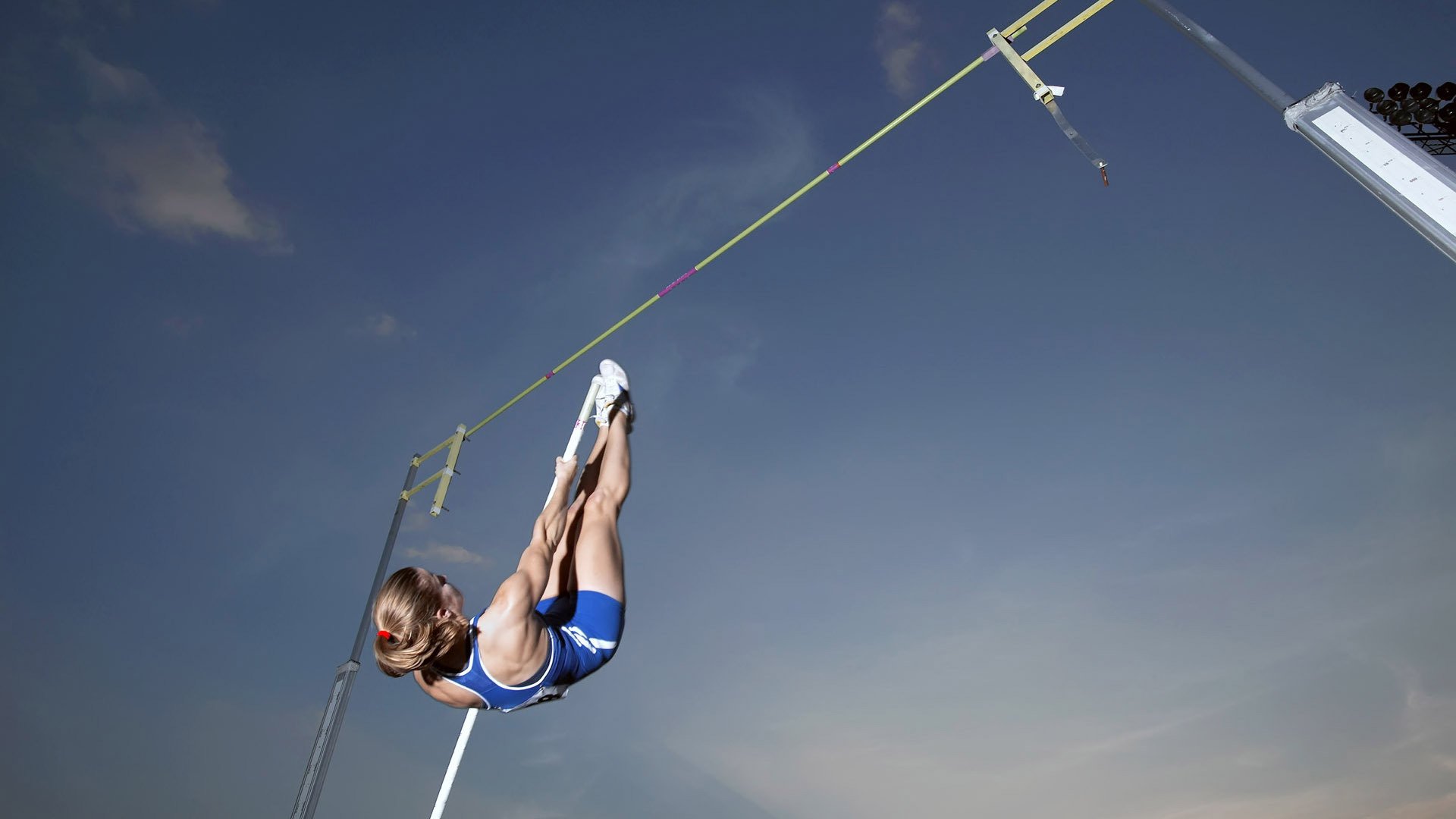 篮球之夜,被一道足球防线提前终结的悬念